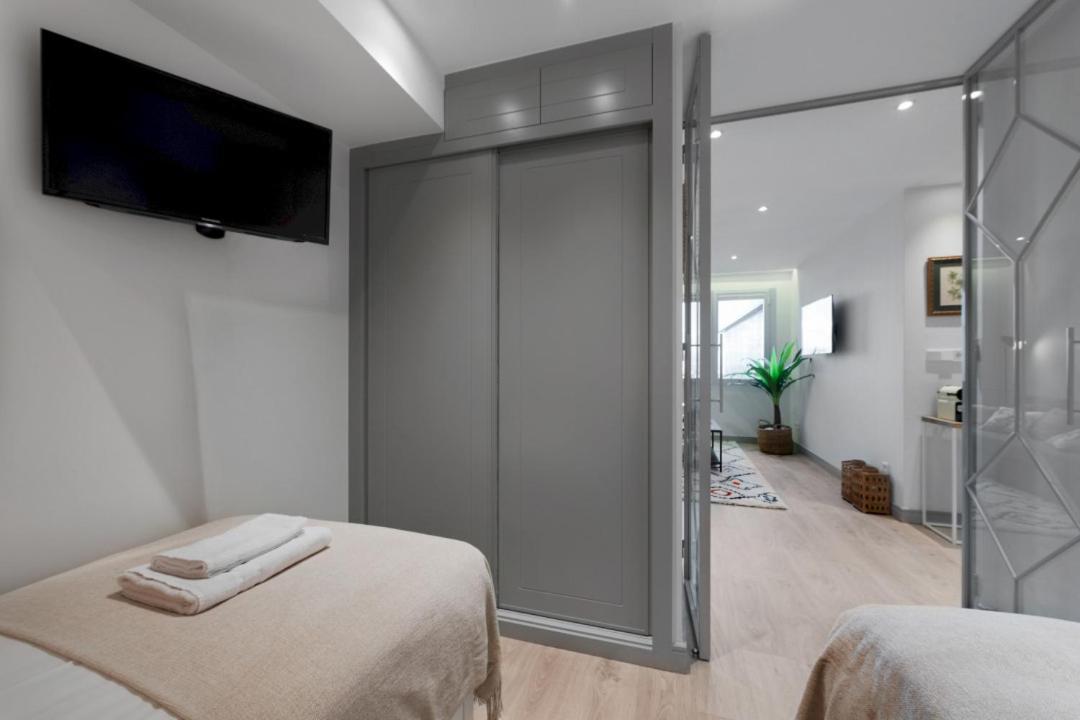2 Bedrooms 1 Bathroom Furnished - Justicia - Executive Style - Mintystay Мадрид Экстерьер фото